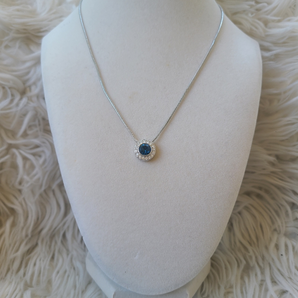 Swarovski Silver Toned Blue Crystal Pendant Necklace- Great Condition